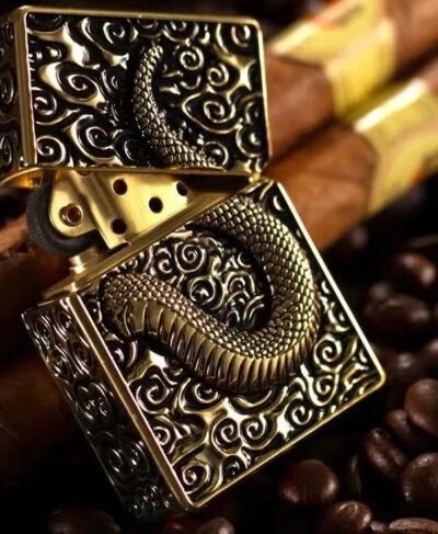 Royal Flame: King Cobra Kerosene Lighter EDWS NK1720241802366